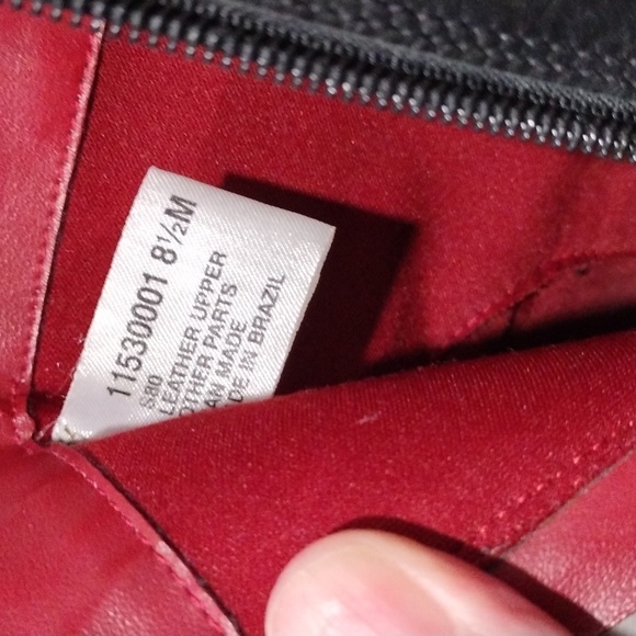 Naturalizer black leather wide stitch zip ankle boots. Size 8.5 - Picture 9 of 11